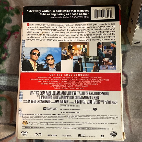 Nip/tuck season 1 & 2 DVD set - Picture 2 of 5